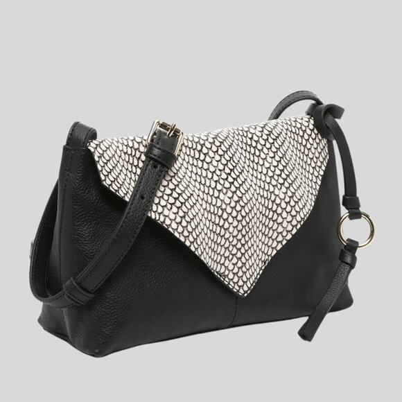 🧡SALE Vince Camuto Judd Pebbled Black Leather Crossbody Purse Snake Print Flap - Picture 1 of 14